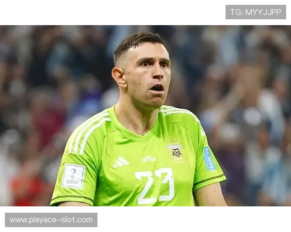 洛里盛赞阿根廷实至名归并力挺大马丁坚韧性格铸就非凡独特之价值 洛里盛赞阿根廷实至名归并力挺大马丁坚韧性格铸就非凡独特之价值