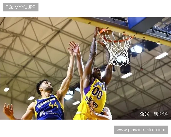 湖人核心潜力爆发震撼教练组或将获主力晋升关键时刻亮眼表现突出 湖人核心潜力爆发震撼教练组或将获主力晋升关键时刻亮眼表现突出