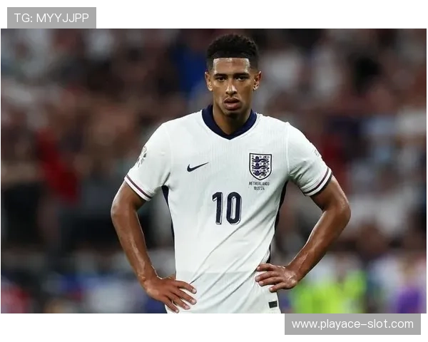 小贝林厄姆前往多特蒙德接受体检开启新篇章紧随哥哥脚步